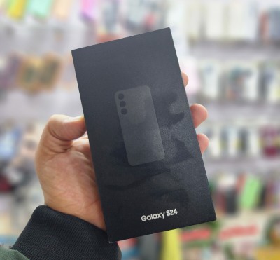 Samsung Galaxy S24 8/128 scellé