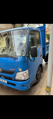 camion-hino-611-2014-medea-algerie