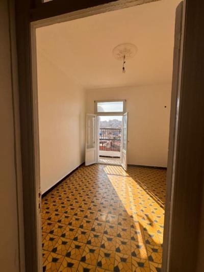 Sell Apartment F3 Oran Oran