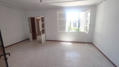 Location Appartement F4 Alger Dely brahim