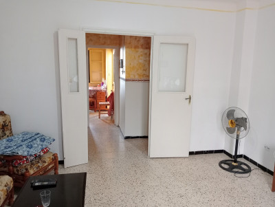 appartement-echange-f4-jijel-el-aouana-algerie