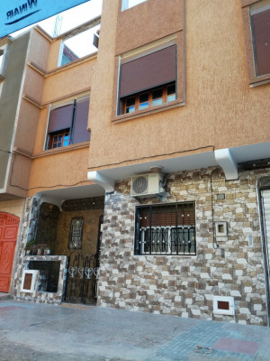 شقة-بيع-4-غرف-تلمسان-مرسى-بن-مهيدي-الجزائر