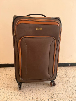 valises-et-sacs-de-voyage-valise-made-in-america-berriane-ghardaia-algerie