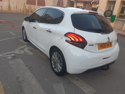 voitures-peugeot-208-2016-allure-facelift-ain-abessa-setif-algerie