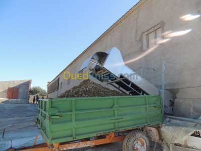 tizi-ouzou-iferhounene-algeria-raw-materials-fiente-de-poule-pondeuse