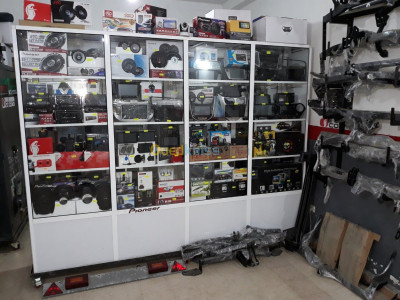 interior-accessories-alarme-radar-camera-autoradio-dvd-el-achour-algiers-algeria