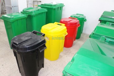 CONTENEURS / POUBELLES