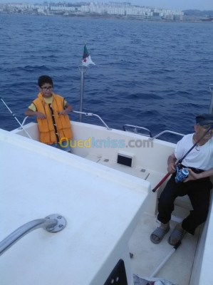 bateaux-barques-janneau-esteou-6m30-1984-ain-benian-alger-algerie