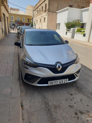 voitures-renault-clio-5-2023-rs-line-mostaganem-algerie