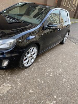 VW Golf 6 GTI Edition 35, Gaußscher Weichzeichner im BG ang…