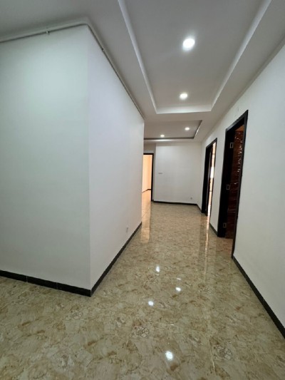 Sell Apartment F4 Alger El marsa