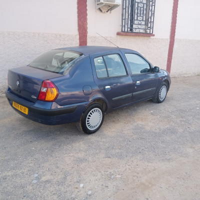 voitures-clio-clasiic-2002-barika-batna-algerie