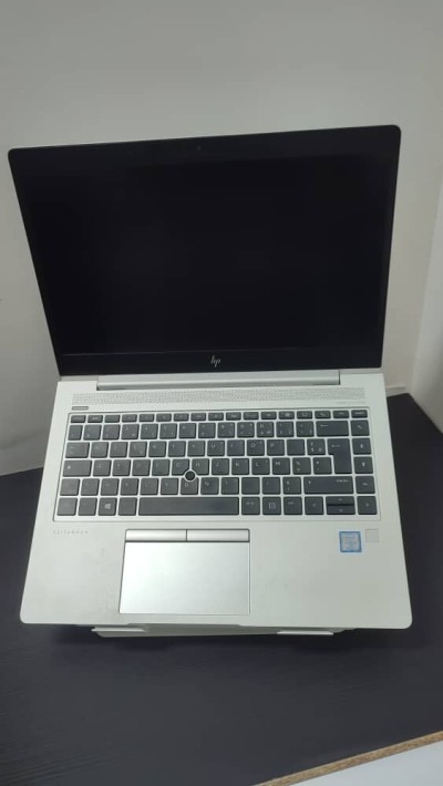 HP ELITEBOOK 840 G5 I5 8EM 8G 256SSD