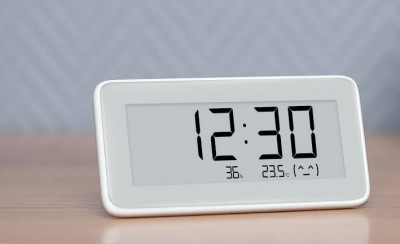 Température and Humidity Monitor clock 