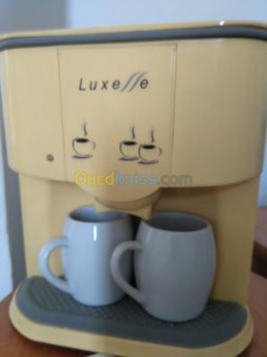 Ouedkniss.com - Cafetière Electrique 6 tasses . ➡ Marque