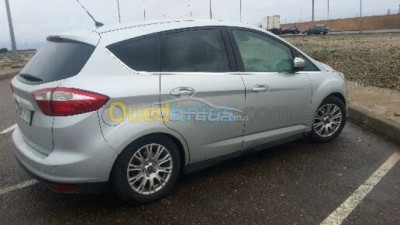 البليدة-الجزائر-كراء-السيارات-location-véhicule-ford-c-max-2012