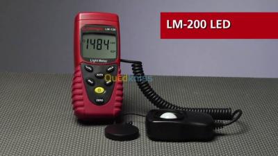Luxmètre Numérique Amprobe LM-200 LED