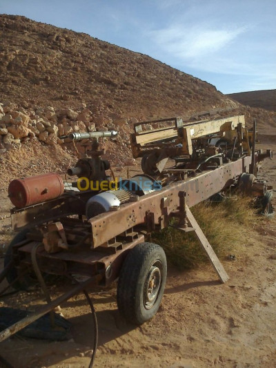 ghardaia-sebseb-algerie-construction-travaux-machine-de-forage-puits