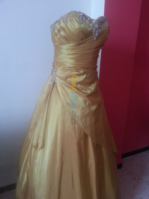 tizi-ouzou-alger-centre-algerie-autre-robe-de-soirée-dorée