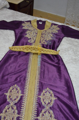 الجزائر-سطاوالي-ملابس-تقليدية-kaftan-simple