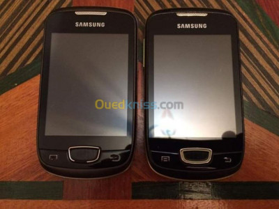 tlemcen-mansourah-algeria-smartphones-samsung-galaxy-mini-gt-s5570i