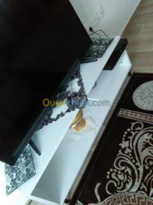 alger-douera-algerie-tables-pour-tv-table-tele