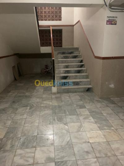 Sell Apartment F4 Algiers Bordj el kiffan