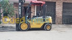 عنابة-الجزائر-نقل-و-ترحيل-location-clarque-avec-chauffeur