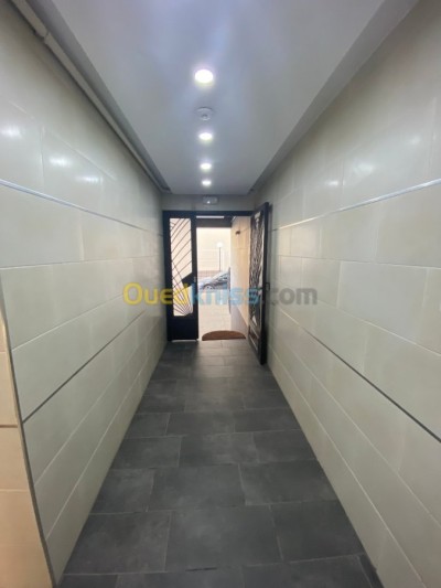 بيع شقة 4 غرف الجزائر دار البيضاء