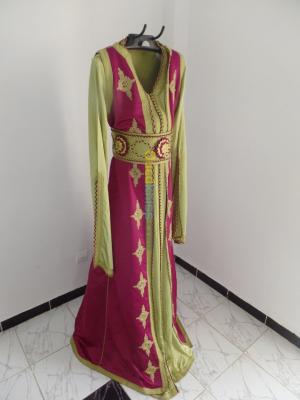 alger-draria-algerie-tenues-traditionnelles-caftan-marocain