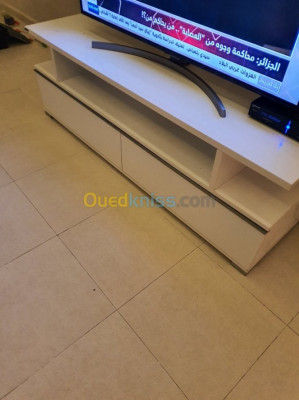 alger-kouba-algerie-tables-pour-tv-table