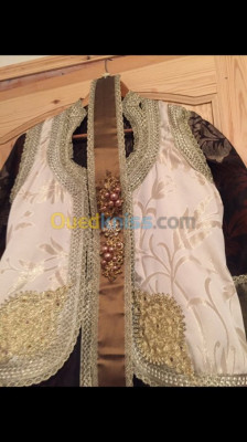 tenues-traditionnelles-caftan-chita-collection-saoula-alger-algerie