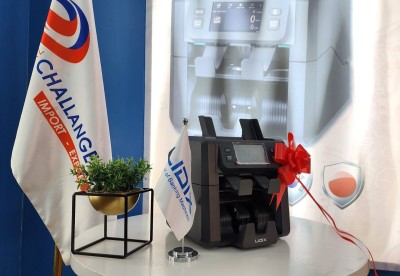 COMPTEUSE DETCEUSE DE FAUX BILLETS 