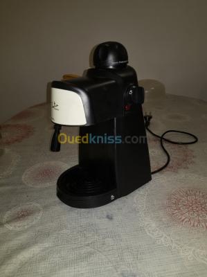 alger-bordj-el-bahri-algerie-autre-cafetière-de-la-marque-jata-electro