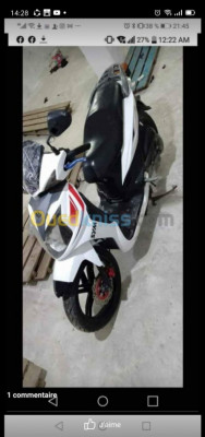 ain-defla-khemis-miliana-algerie-motos-scooters-sim-sym-sr-2015