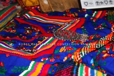 tizi-ouzou-algeria-dresses-robes-traditionnelles-détail-et-gros