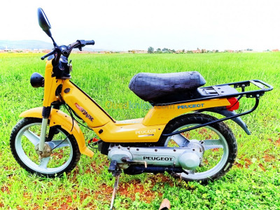 chlef-algerie-motos-scooters-peugeot-fox-moto-moubilat-1999