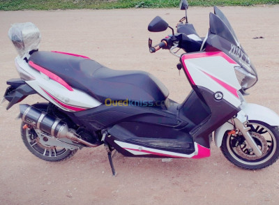 skikda-el-harrouch-algerie-motos-scooters-xmax-sym-lux-2018