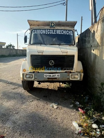 تيزي-وزو-أزفون-الجزائر-شاحنة-sonacom-c260-6x4-1987