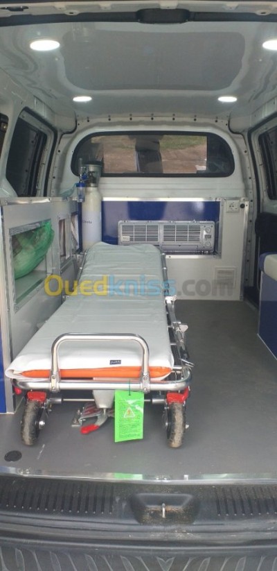 الجزائر-شراقة-طب-و-صحة-سيارت-اسعاف-لنقل-المرضى