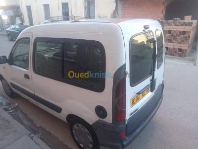 ain-temouchent-el-malah-algerie-commerciale-renault-kangoo-2002