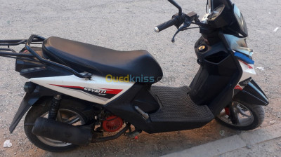 tiaret-ain-el-hadid-algerie-motos-scooters-gevetti-e-52-2018