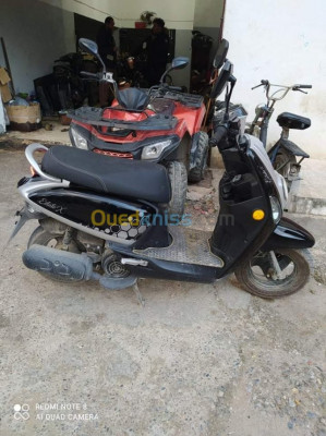 bejaia-algerie-motos-scooters-vms-cuxi-estat-2020