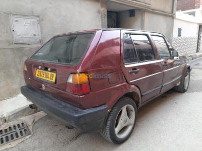 blida-algerie-citadine-volkswagen-golf-2-1984