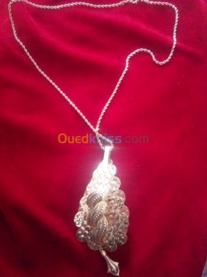 constantine-el-khroub-algeria-necklaces-pendants-طقم-بلاكيور