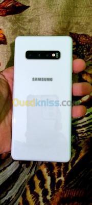 skikda-algeria-smartphones-samsung-galaxy-s10