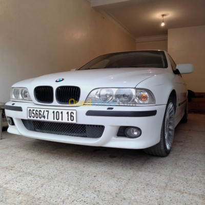algiers-alger-centre-algeria-large-sedan-bmw-série-5-2001