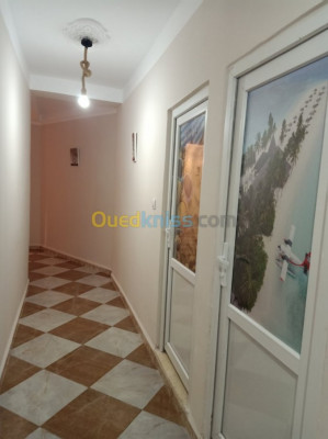 tizi-ouzou-tigzirt-algerie-appartement-location-vacances-f3