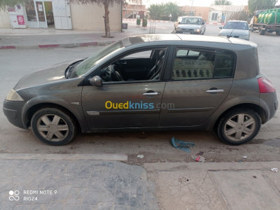 biskra-algeria-average-sedan-renault-megane-2-extreme-2006