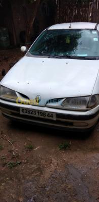 ain-defla-el-attaf-algerie-citadine-renault-megane-1-1998